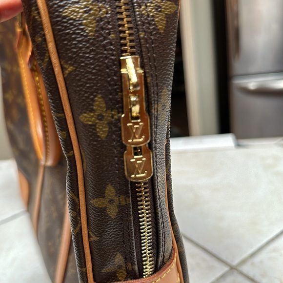 Louis Vuitton monogram briefcase - Picture 8 of 14